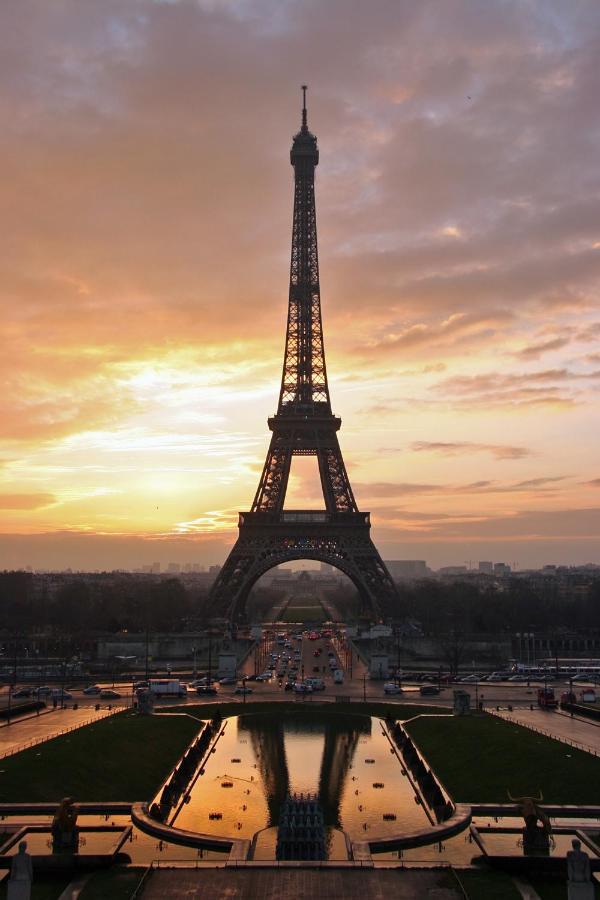 Apartment Direct Views Of Eiffel Tower & Sacre-Coeur From Mezzanine - 10 Mins To Paris Center Exterior photo