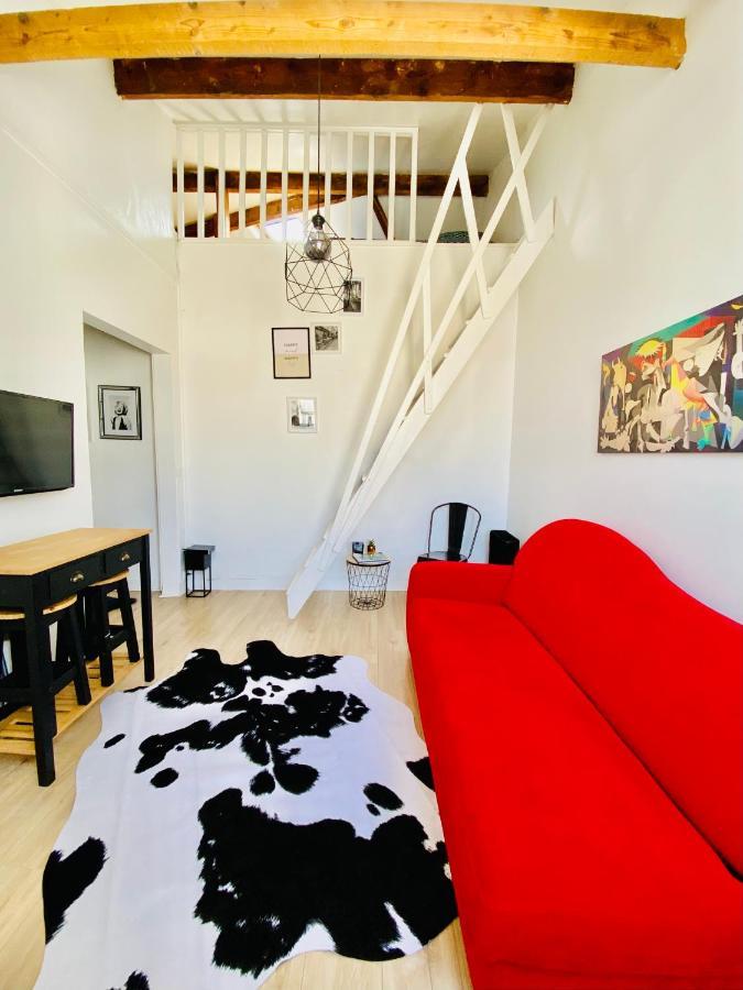 Apartment Direct Views Of Eiffel Tower & Sacre-Coeur From Mezzanine - 10 Mins To Paris Center Exterior photo
