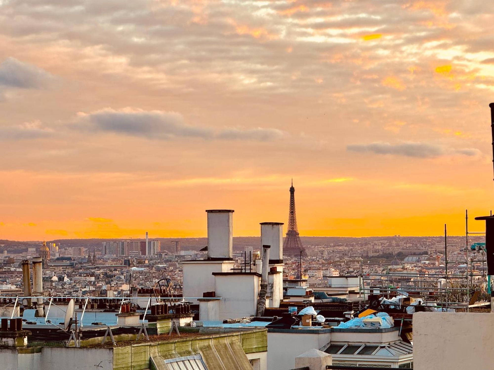Apartment Direct Views Of Eiffel Tower & Sacre-Coeur From Mezzanine - 10 Mins To Paris Center Exterior photo